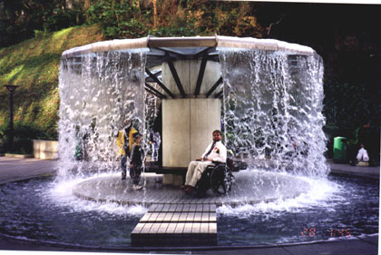 Fountain with an accessible path to the center