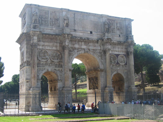Arch monument in Italy