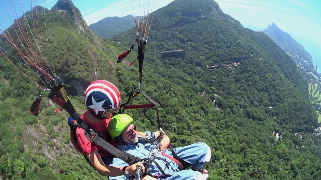 Gene tandem paragliding in Brazil